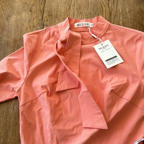 MUXXN PEACH PENCIL DRESS - Picture 4 of 5